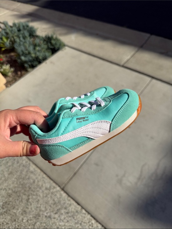Puma Other - Puma Mint Green and White Easy Rider Kids Sneakers TODDLER SIZE 9
